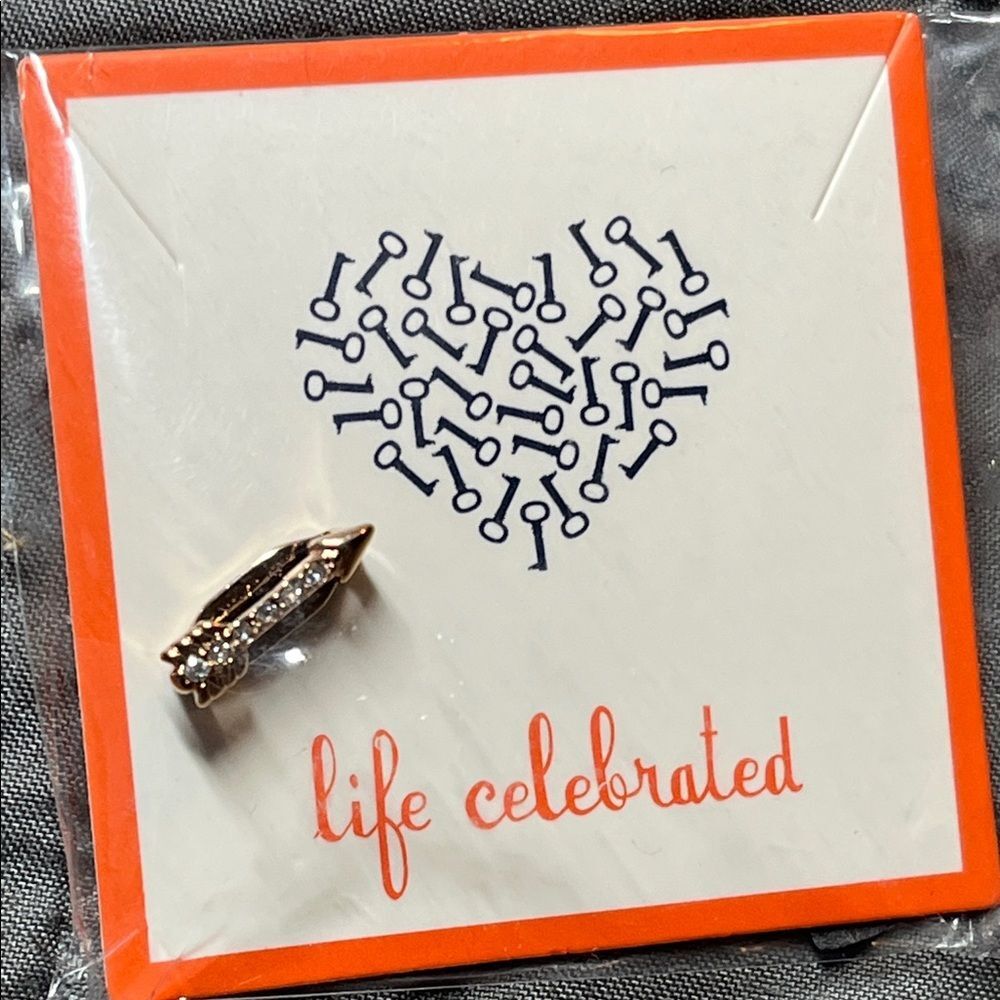 NWT Stella & Dot KEEP Collective Arrow Pave Rose Gold Charm